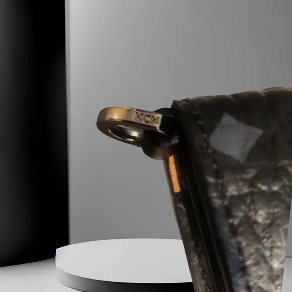 🚫SOLD🚫🆕️MCM Visetos Wallet Crossbody Bag - Picture 8 of 16